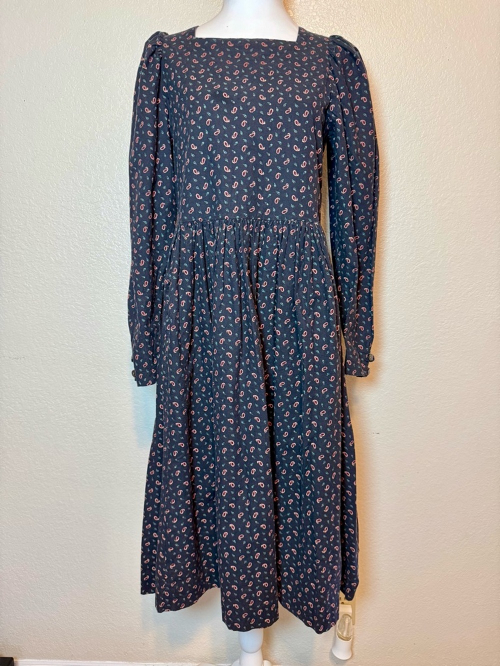 Vintage 1980’s Laura Ashley Paisley Print Prairie Dress Blue Size 12 - Picture 16 of 16